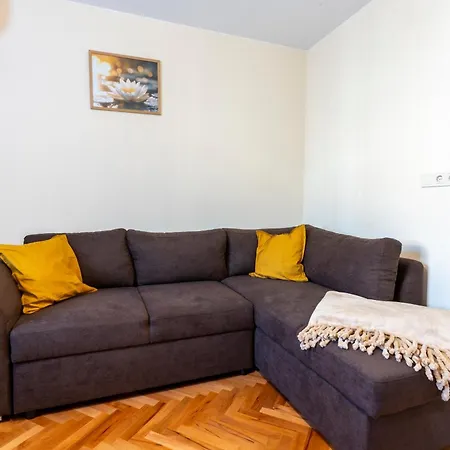 Cozy Flat Gabrovski In Lejlighed *